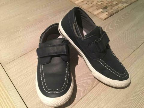 Size 1, Betts Kids Navy Velcro Shoes (Worn Once)