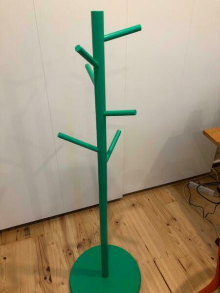 Clothes stand