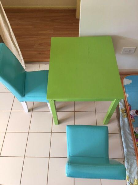 Kids play table and chairs for sale!