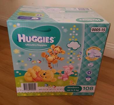 **BRAND NEW** HUGGIES Newborn Nappies -108 in a box 0-5 kgs