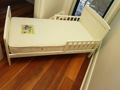 Toddler 'Mother's Choice' bed with 'Baby Bunting Mattress'