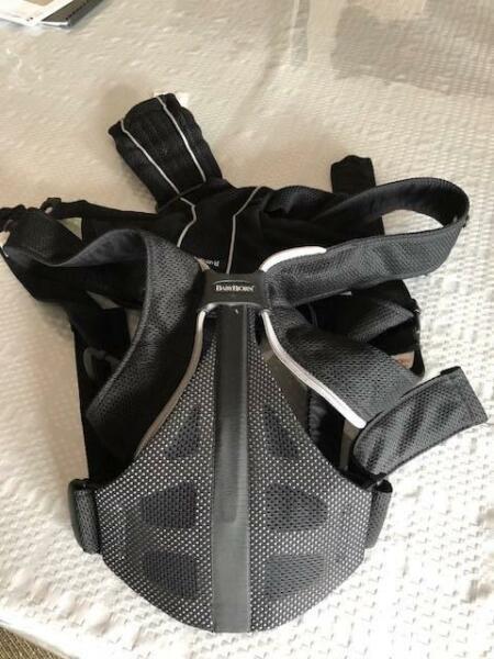 Baby Bjorn baby carrier in excellent condition