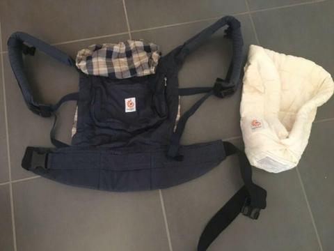 Ergobaby Baby Carrier with Infant Insert