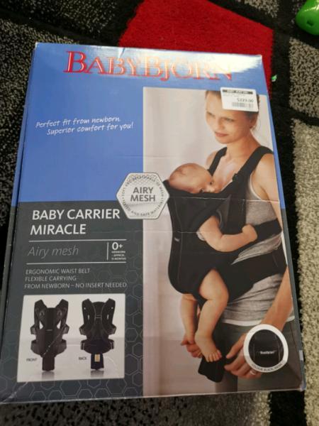 Baby Bjorn miracle carrier