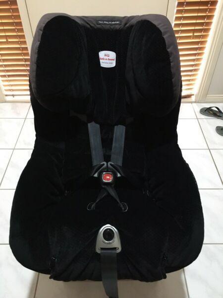 Safe-n-Sound Britax Meridian AHR baby car seat