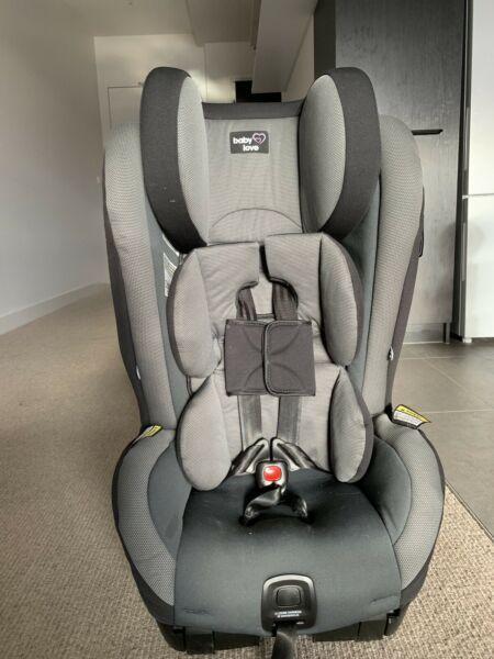 baby love convertible car seat good as new