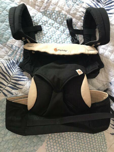 Ergo 360 baby carrier and infant insert