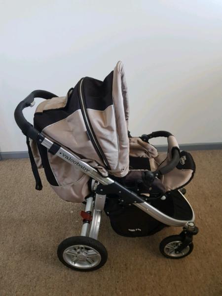 Valco Baby Rebel Q Air with accessories