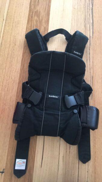 Baby bjorn carrier one