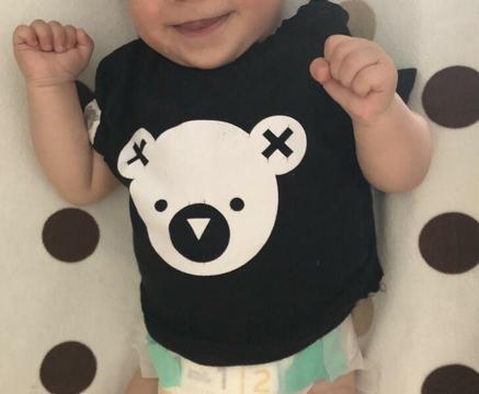 Huxbaby tee 3-6 months
