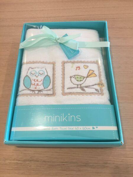 Minikins - Baby bath towel
