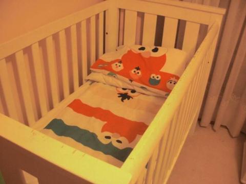 Cot. Good condition