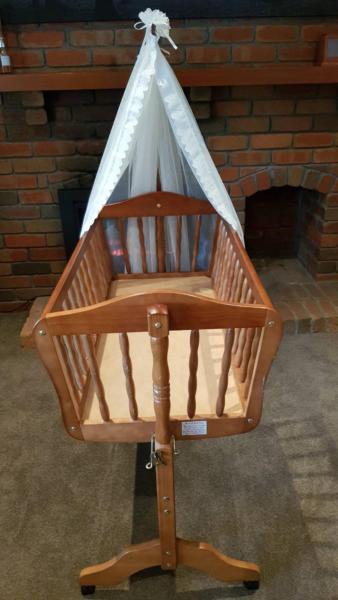 Cradle-Rocking in Solid Wood