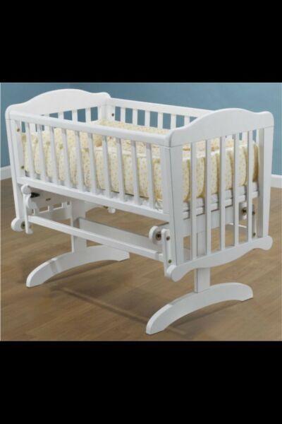 Baby cot/cradle $139 FREE MATTRESS