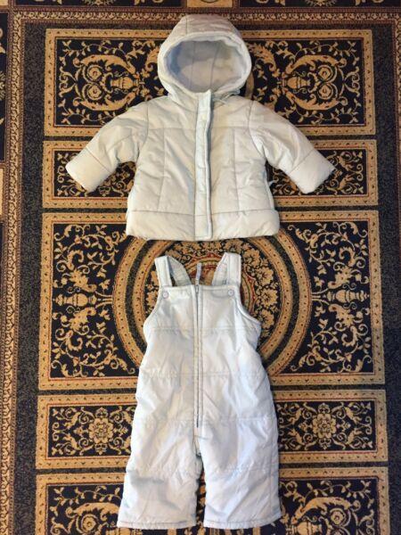 3-6 month snow suit (Old Navy brand)