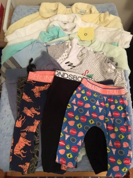 Baby clothes size 0
