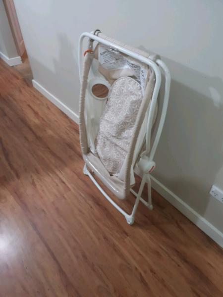 Fisher price travel bassinet cot