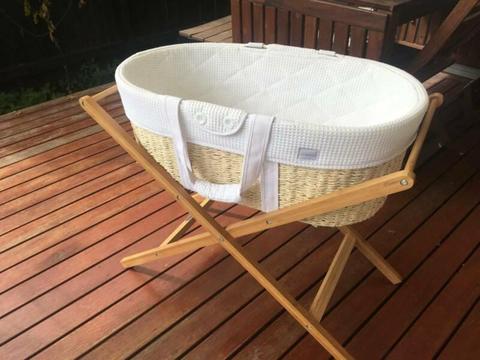Baby Moses Basket plus Infant Cocoon