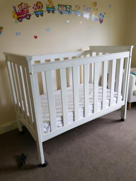 White Gro-Time Cot