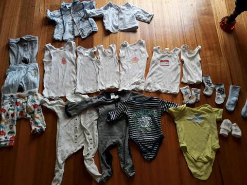 Assorted boys clothing size 00 and 0
