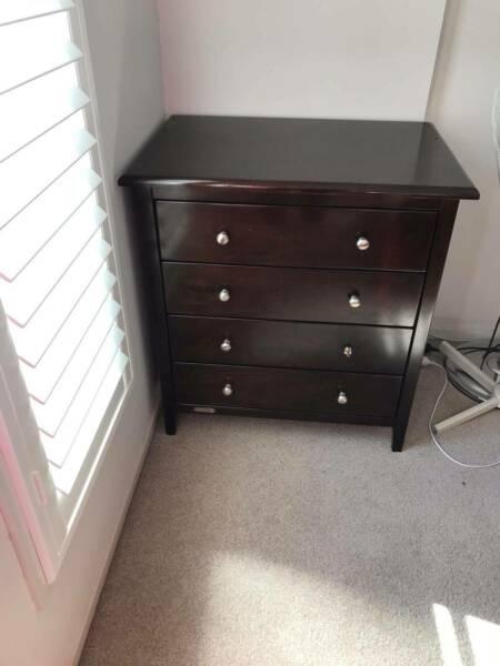 Chestnut drawers with baby change table