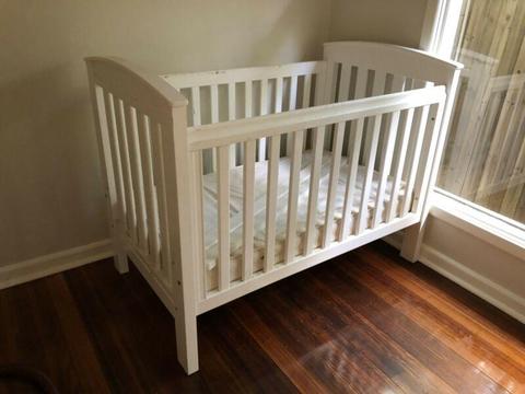 Boori Baby Cot / Toddler Bed