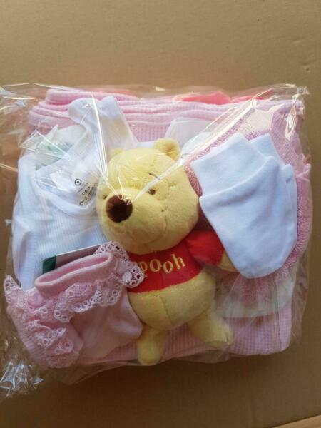Baby/Newborn Gift Pack - Girl