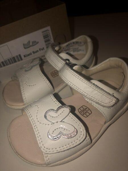 Clarks first shoes white leather size 4 New