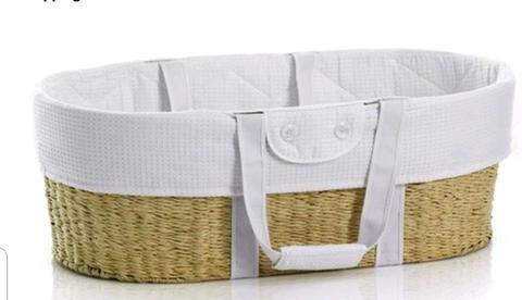 Born with Style Moses Basket and Stand Baby bassinet