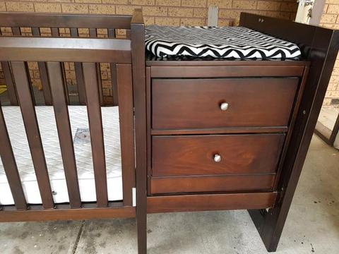 Grotime Cot with side draws and change table