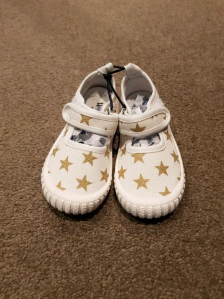 Walnut children's shoes size eu 21