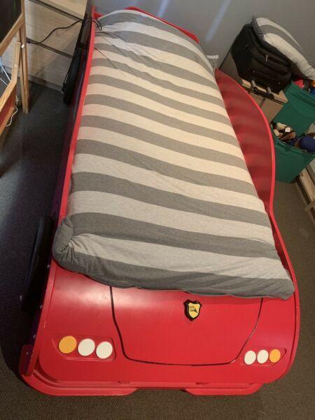 Single kids car bed