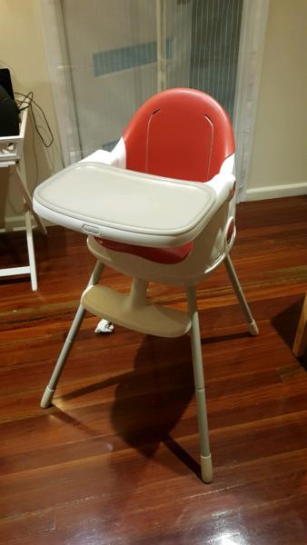 *** Quality Keter Multidine High Chair Great Condition ***