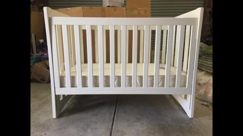 Good condition Baby's cot