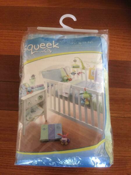 COT QUILT SET , FACE WASHERS & TEETHERS**NEW**