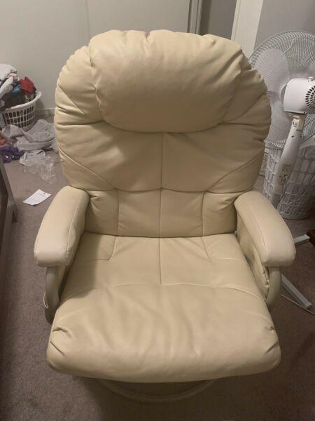 Wanted: Glider rocking chair