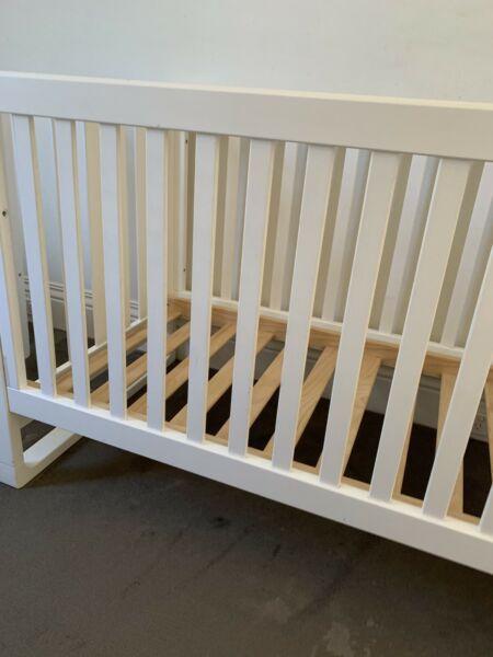 Bertini Miko cot / converts toddler bed / white x 2 $300 or $500 for 2