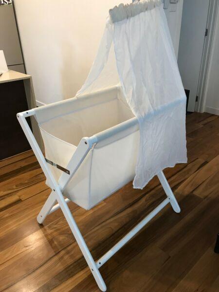 Mother s Choice Coco Bassinet Air Flow Basket white