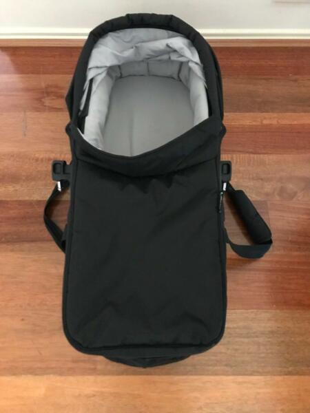 Baby Jogger Compact Bassinet