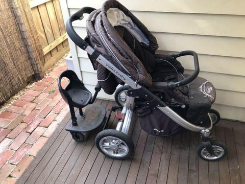 Valco Baby pram including new born capsule and rear toddler seat