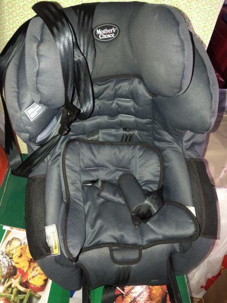 Mothers Choice - Convertible Seat - Black