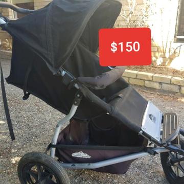 Mountain buggy urban NOW $150