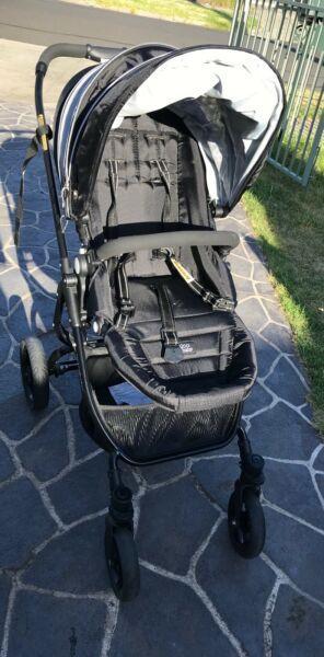 Valco Baby Snap Ultra Pram