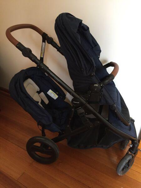 Strider Compact deluxe double edition pram with warranty!!