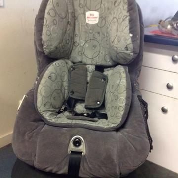 Safe-n- Sound car seat . Suitable for use forward facing