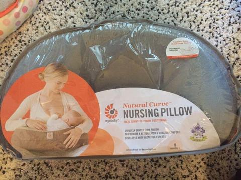Ergobaby nursing pillow