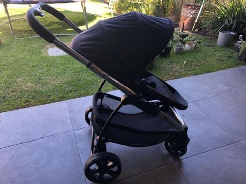 icandy strawberry 2 black pram with all accessories