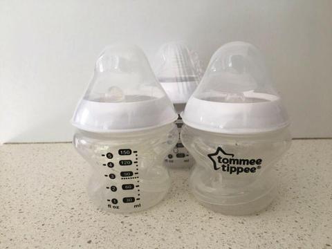 Tommee Tippee closer to nature feeding kit ( bottles & teats)