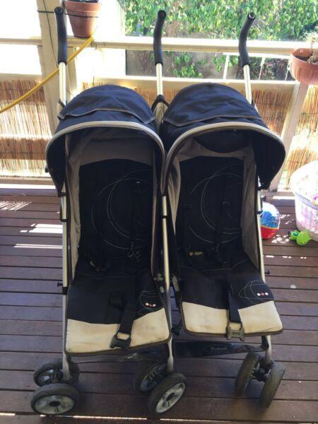 Double/twin stroller
