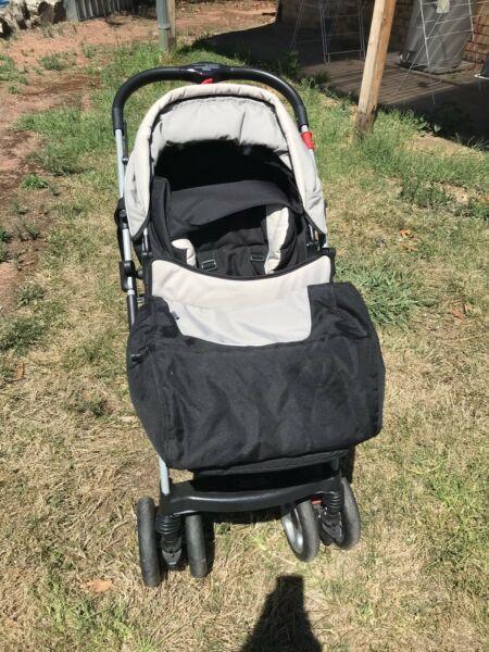Steelcraft Strider Compact Deluxe Edition Stroller